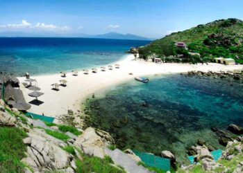 Làm thế nào để đi đến khu du lịch Bãi sao ở Bình Lập?