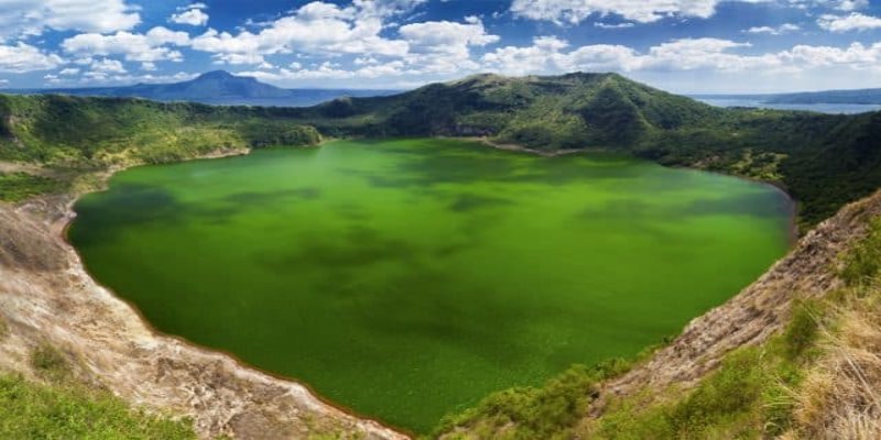 Núi lửa Taal Phillipines