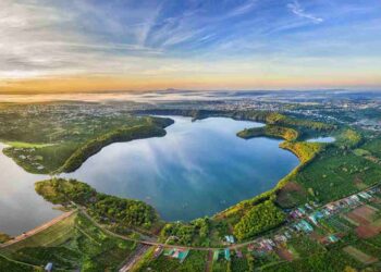 Việc di chuyển đến địa điểm này cực kỳ thuận lợi