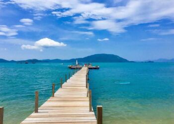 Không gian đảo hiện lên như một bức họa
