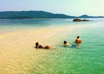 Vài nét về bãi tắm Vụng Tiên Cô Tô