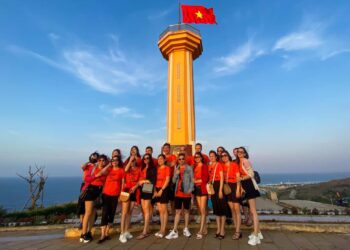 Cột cờ Lý Sơn ở đâu?