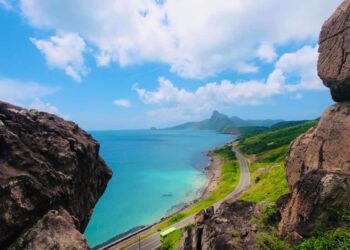 Bãi Nhát Côn Đảo