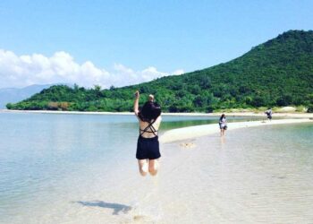 Những trải nghiệm du lịch tuyệt vời tại Đảo Điệp Sơn Khánh Hòa