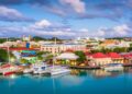 Antigua và Barbuda là hai hòn đảo nằm trong vùng Caribbean